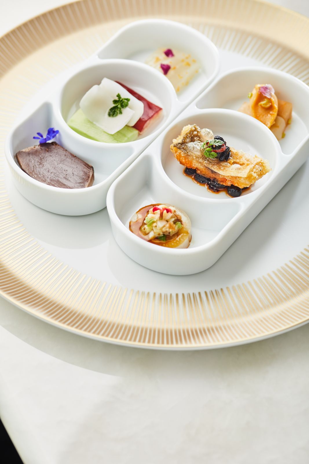 Six flavoured appetiser at Amazing Chinese Cuisine Selection by Du