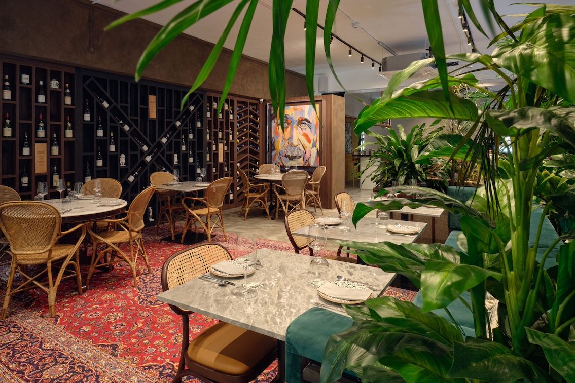 Les Clos interiors