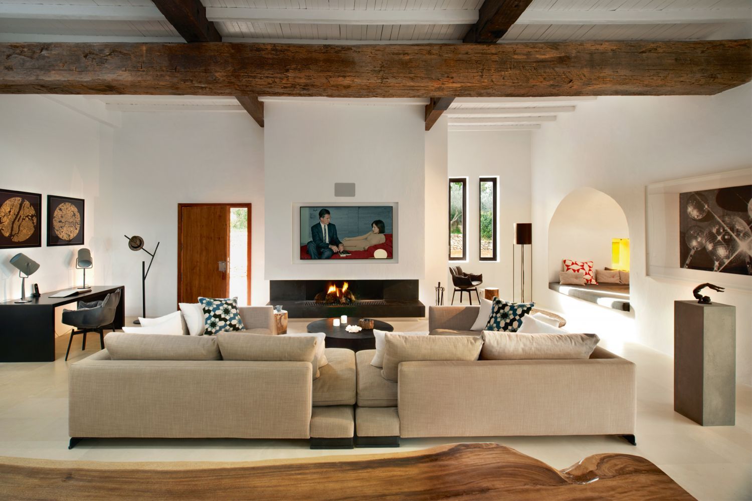 An interior that embraces a minimal colour palette (Photo: Philip Vile)