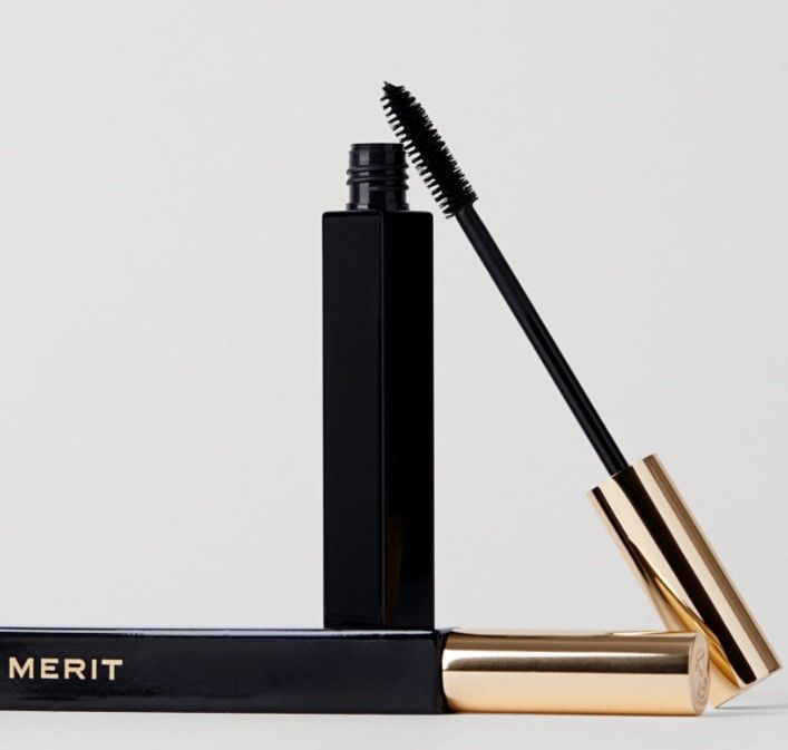 An image of Merit Clean Lash Lengthening Tubing Mascara (Photo: Merit Beauty)