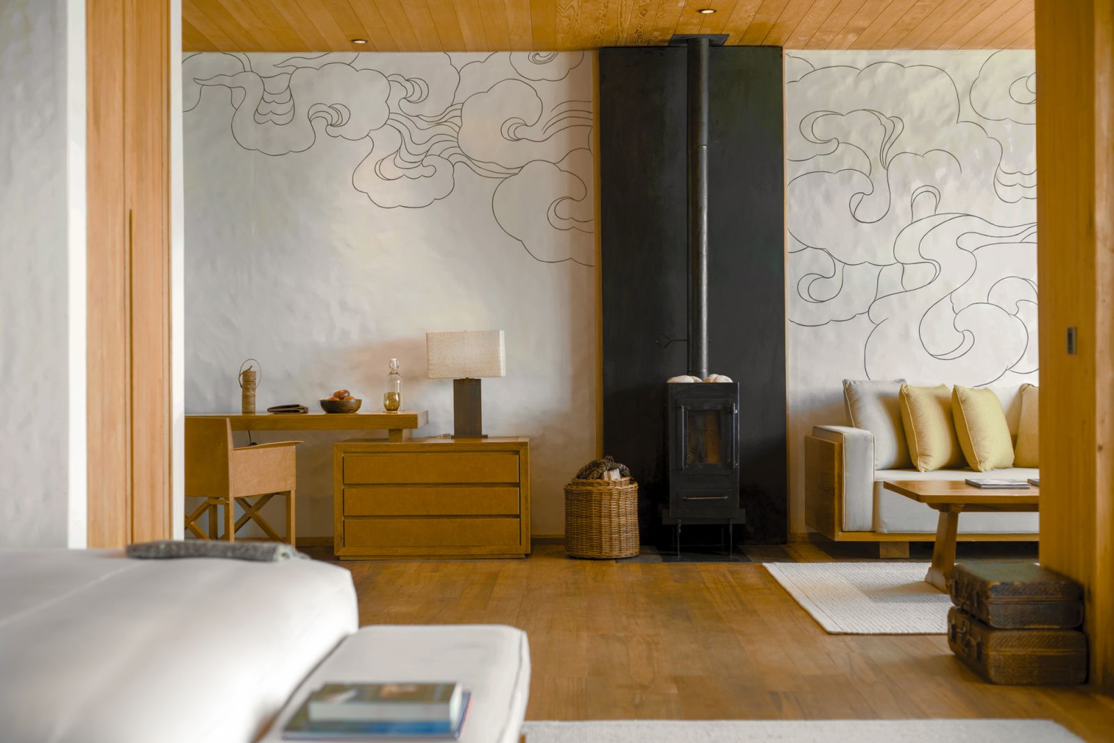 Lodge suite living room at Six Senses Thimphu