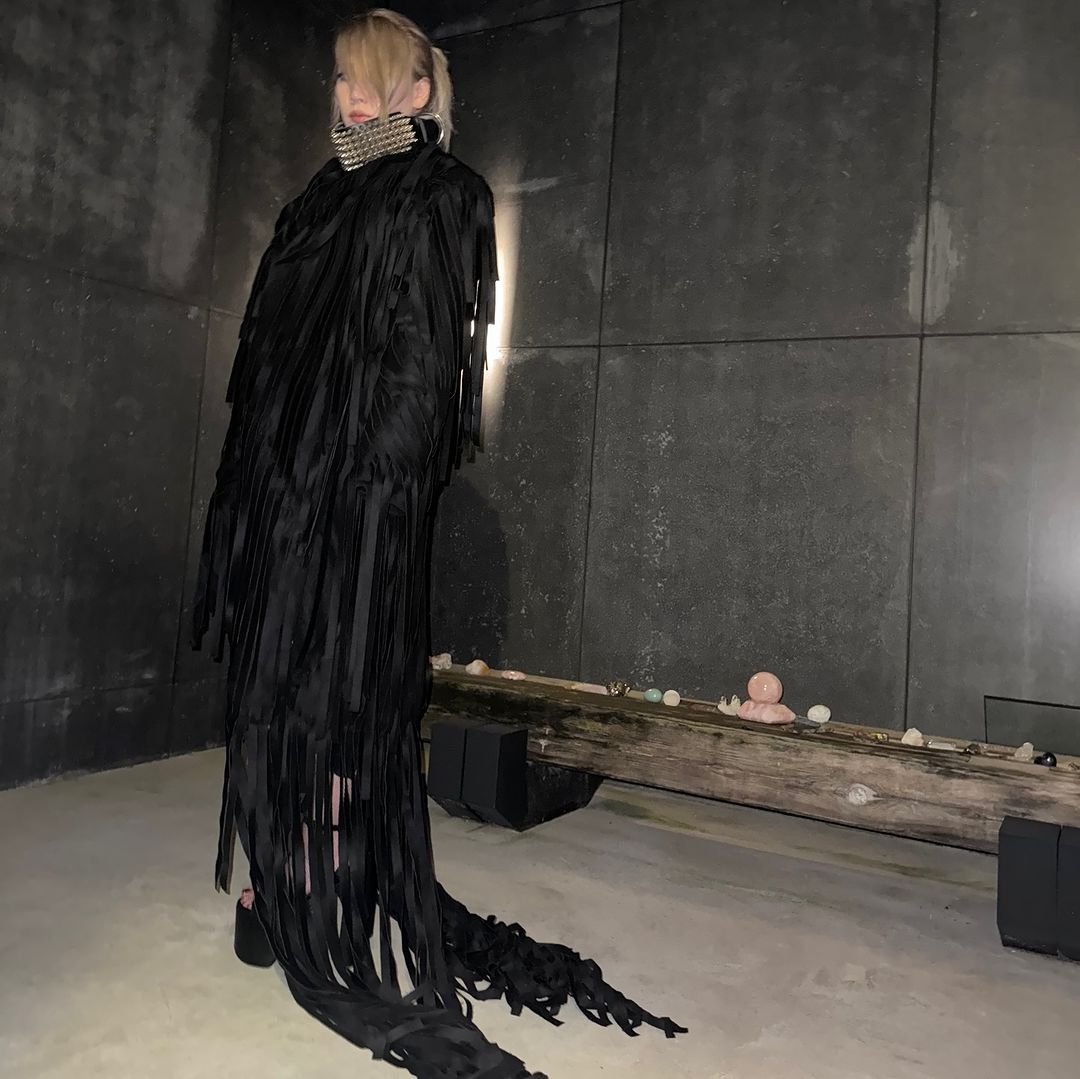 2NE1 CL gender-neutral fashion