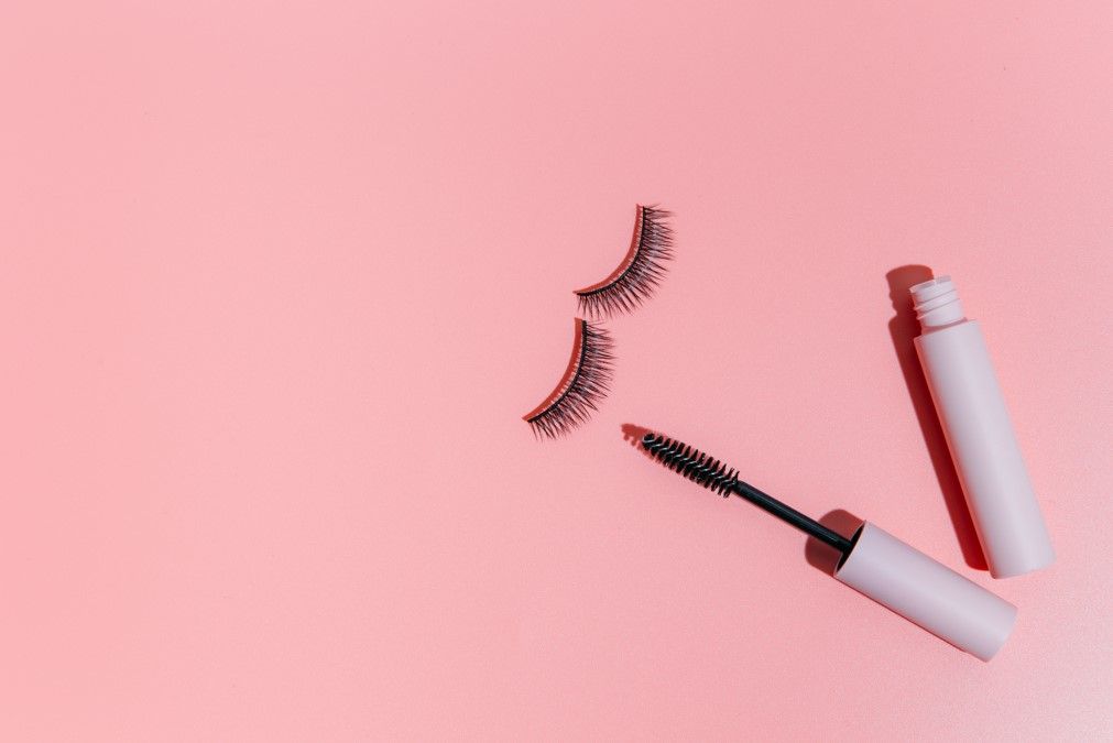 Tubing mascaras add extreme length and volume to your lashes (Photo: Getty Images)