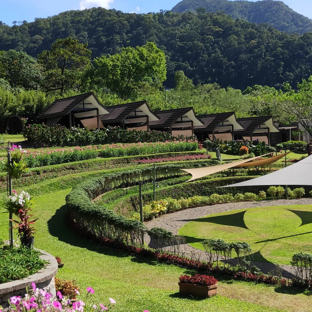 Seamless flow between the landscape and architecture (Photo: Facebook / Ilaya Highland Resort)