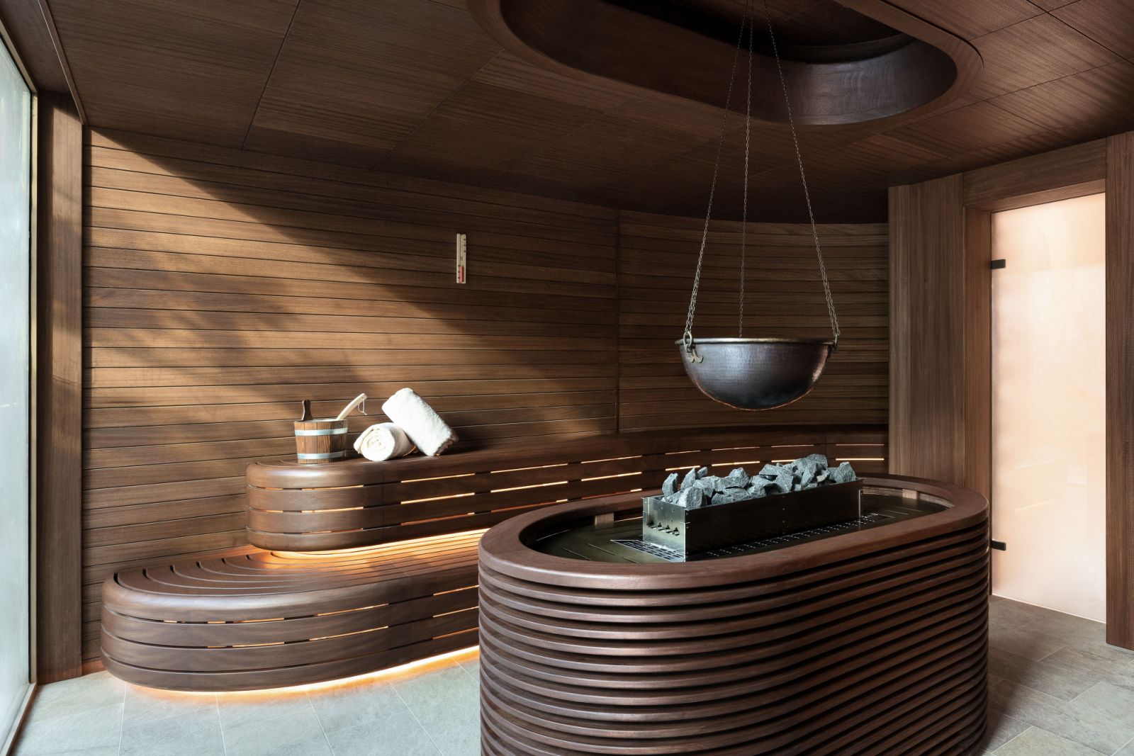 Aufguss sauna at Joali Being