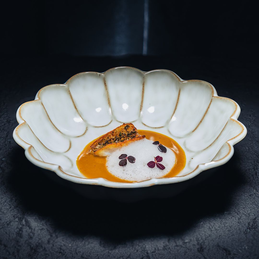 A fish dish infused with Sarawak black pepper (Photo: Instagram / @eatandcook.asia)