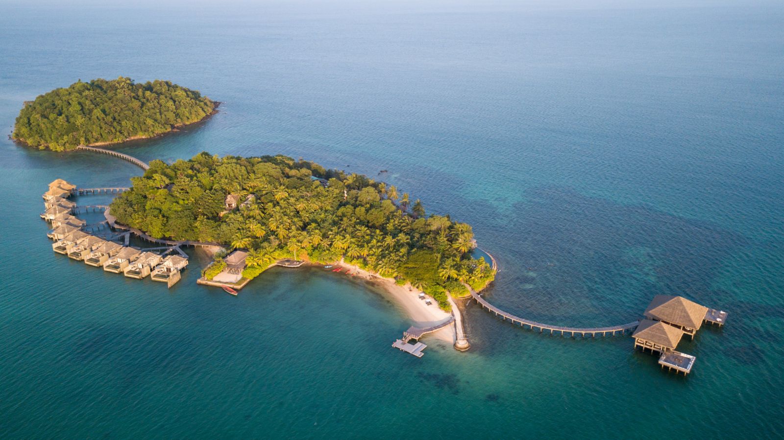 Aerial view of Song Saa Private Island