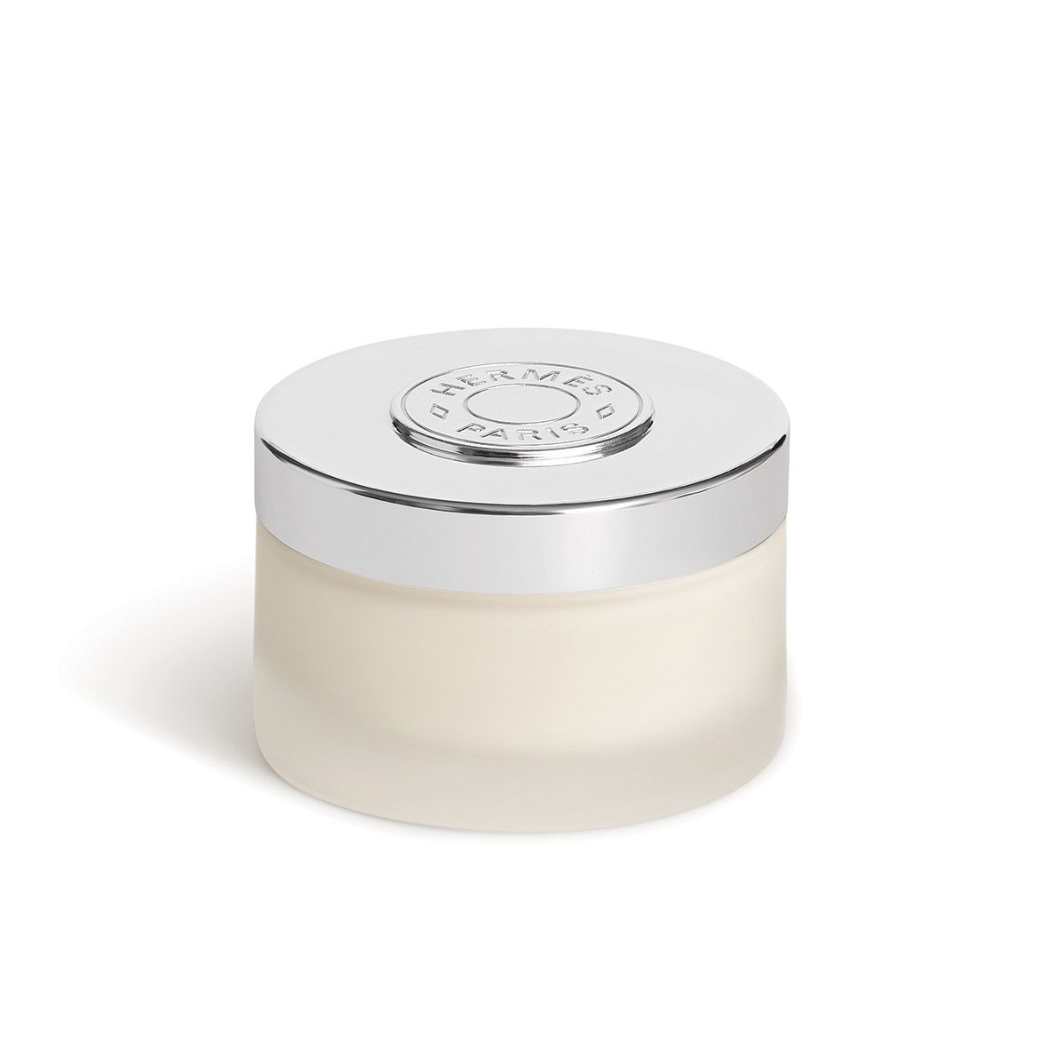 The Barénia Perfumed Body Cream soothes and hydrates the skin while leaving it scented with the Barénia fragrance