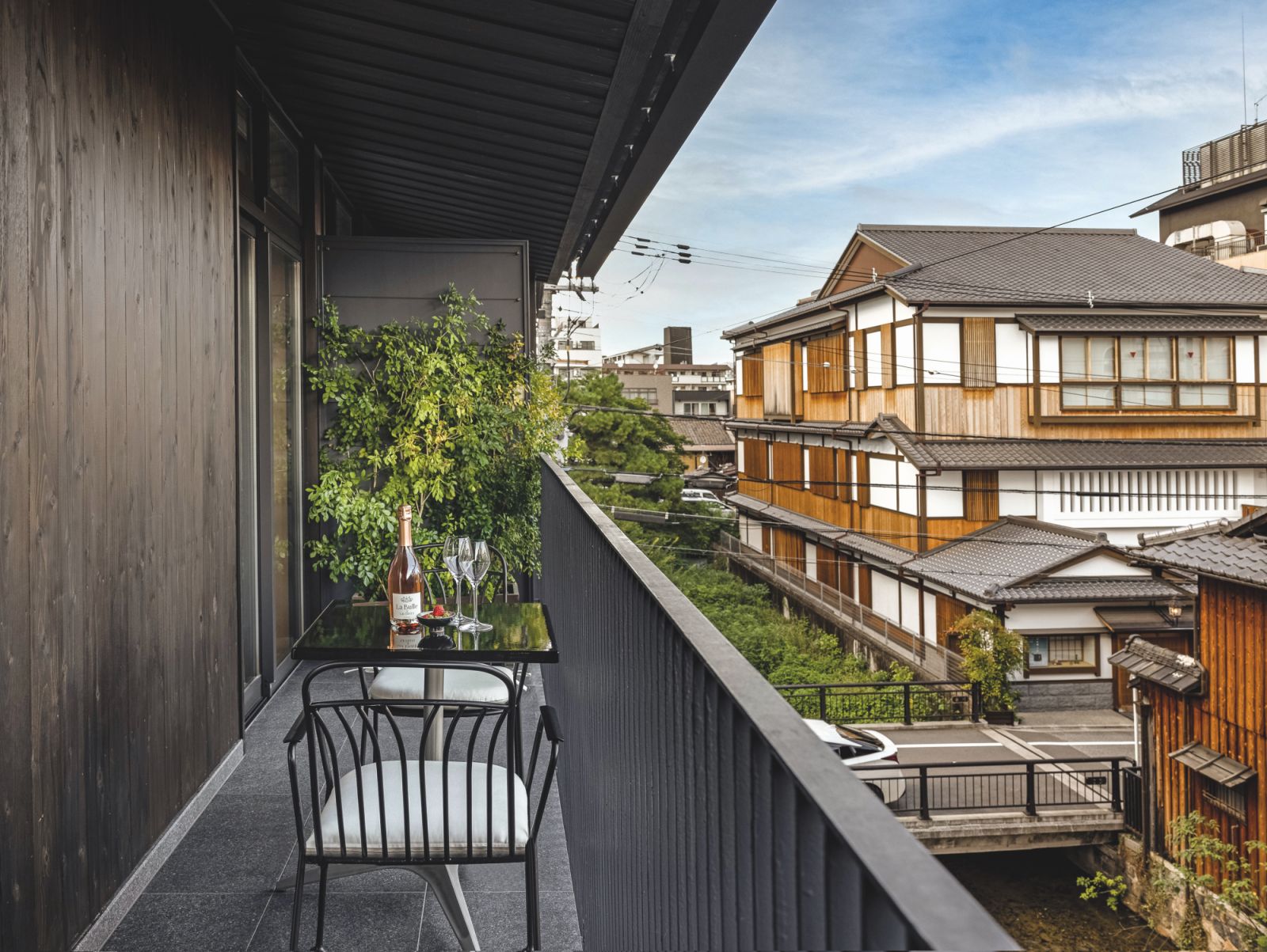 Room balcony at The Shinmonzen