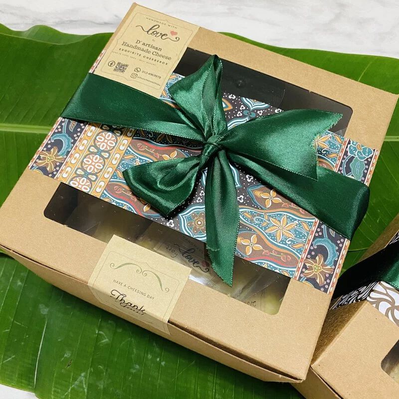 A cheese subscription box (Photo: D’Artisan Cheese)