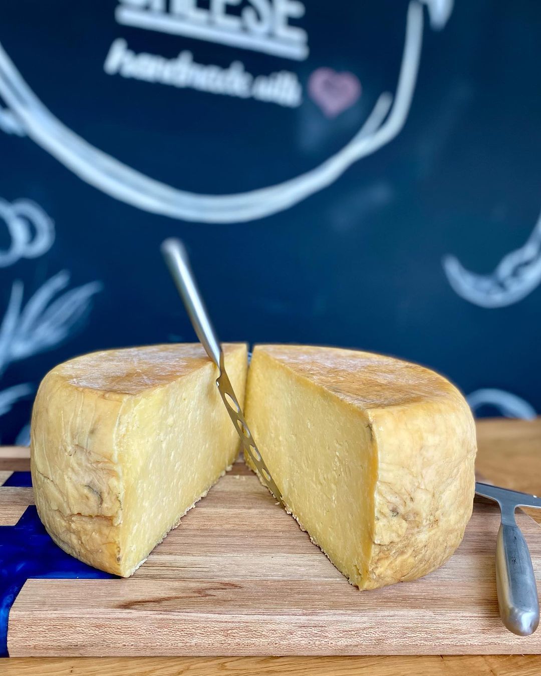 A wheel of cheese (Photo: D’Artisan Cheese)