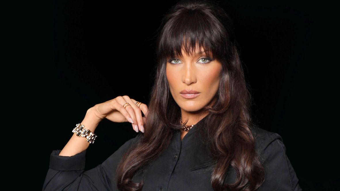 Bella Hadid with the new Chopard Ice Cube secret watcjh