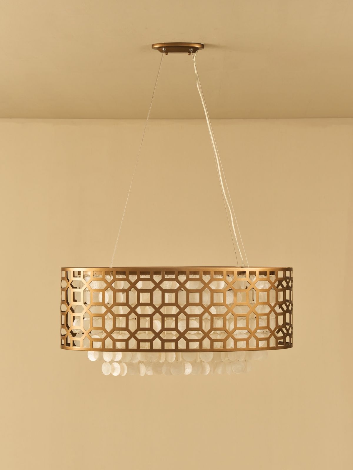 Details of Venzon Lighting's Squire Chandelier