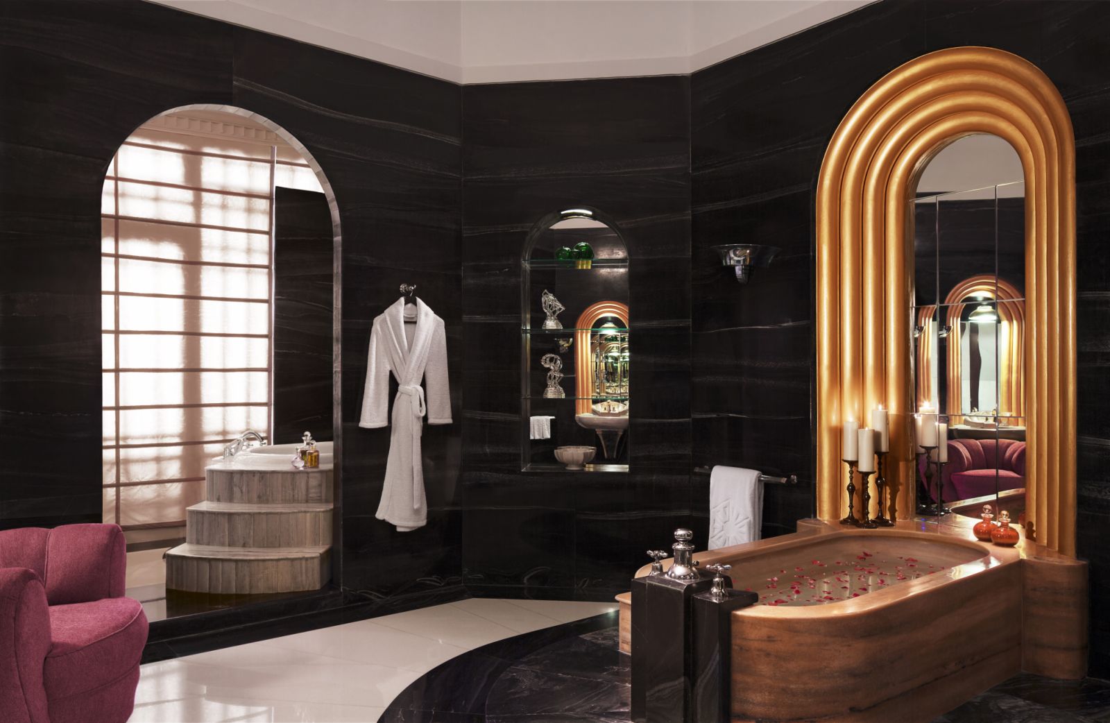 Maharani suite bathroom at Umaid Bhawan Palace