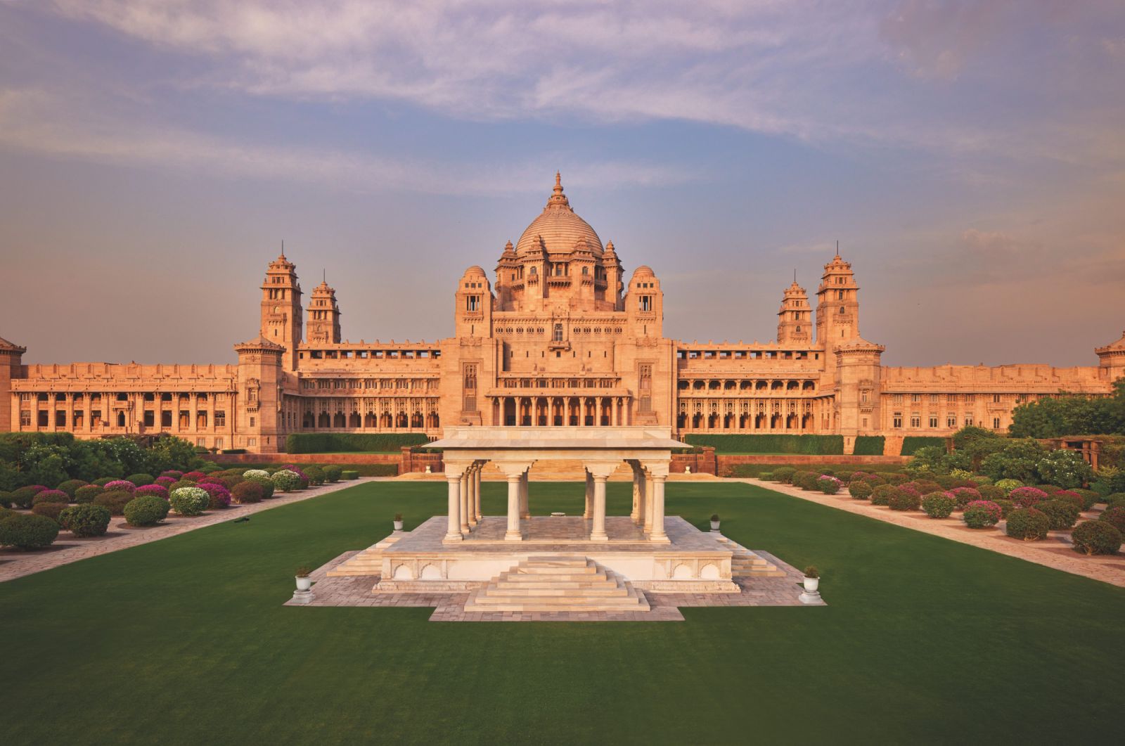 Baradari lawn at Umaid Bhawan Palace