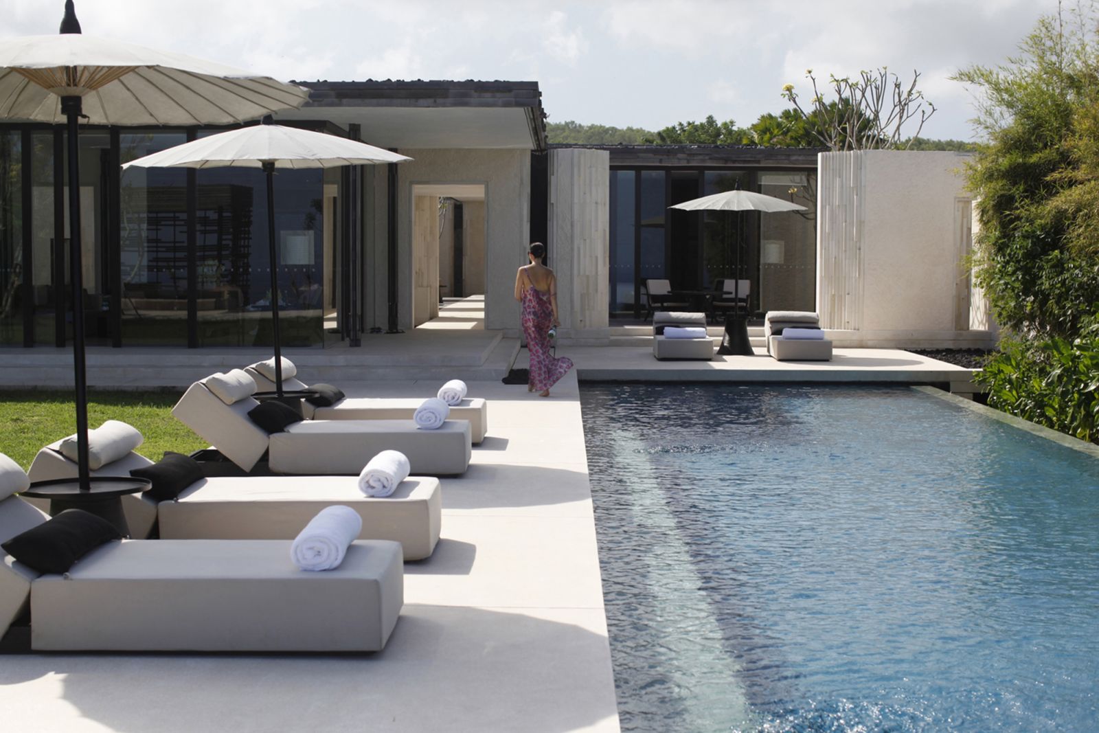 Cliff edge villa at Alila Villas Uluwatu