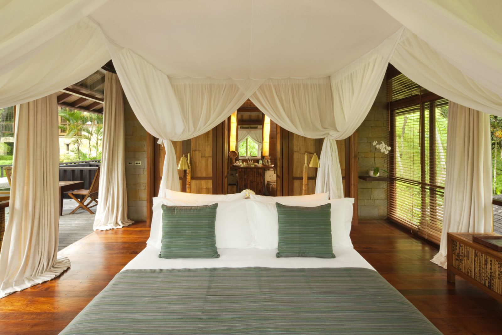 Wanakasa residence terrace suite at Como Shambhala estate