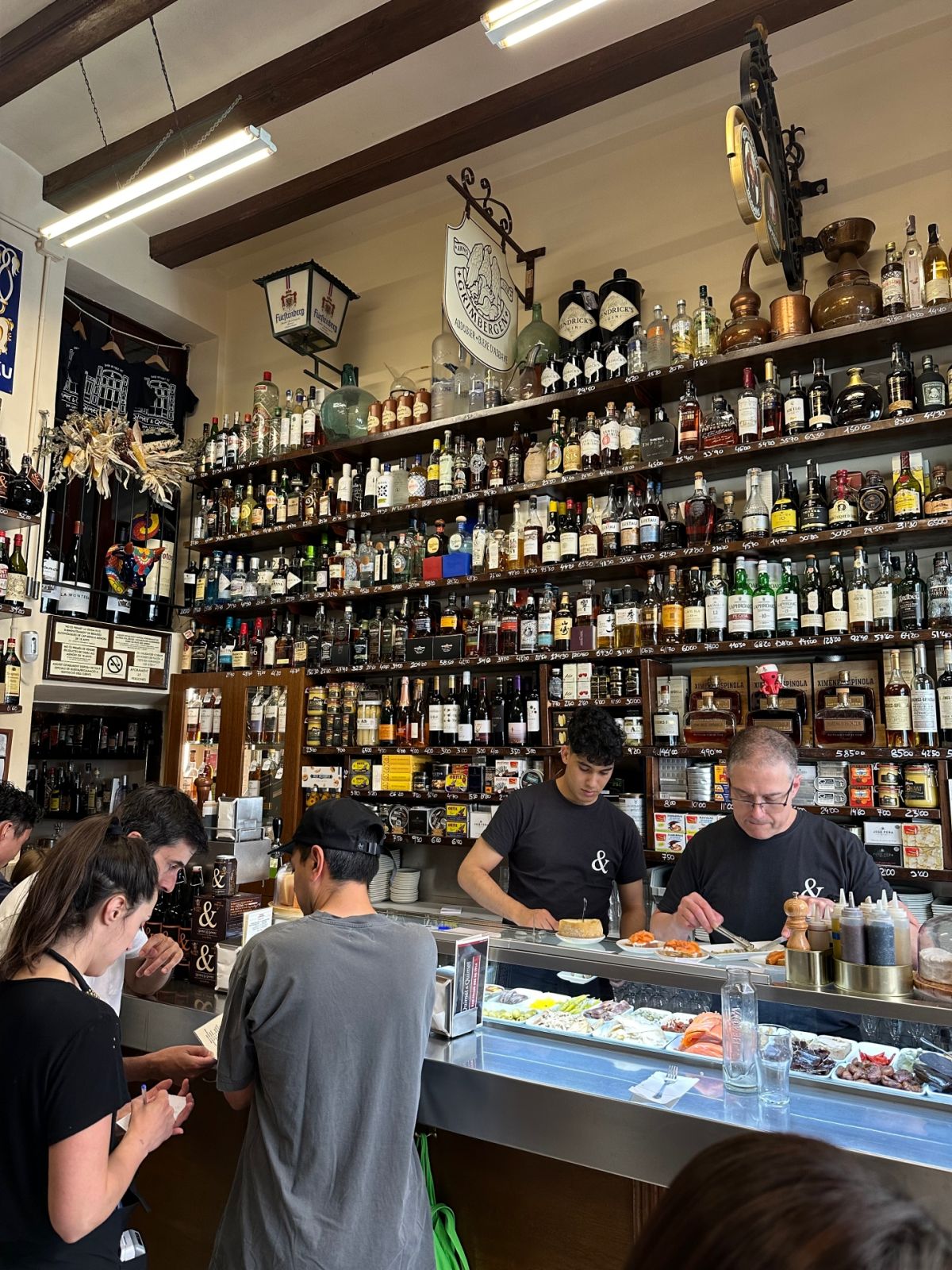 Barcelona food guide - Quimet & Quimet