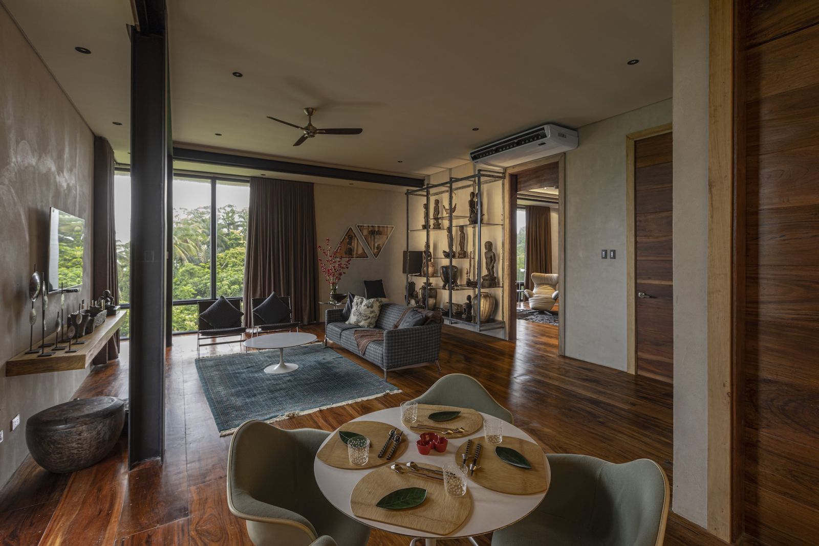 The living area outside the master bedroom