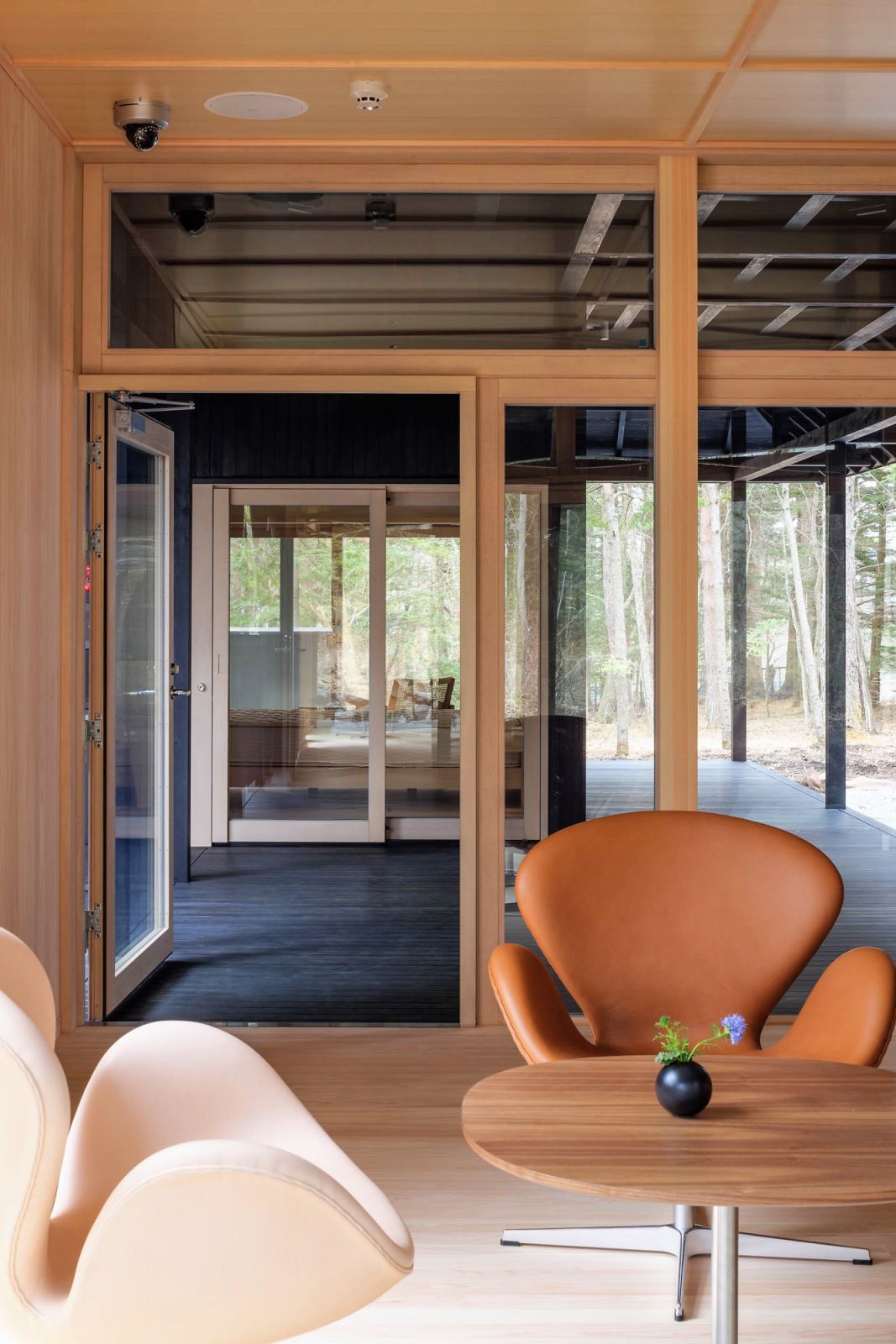 SSH No. 03 lounge at Shishi-Iwa House