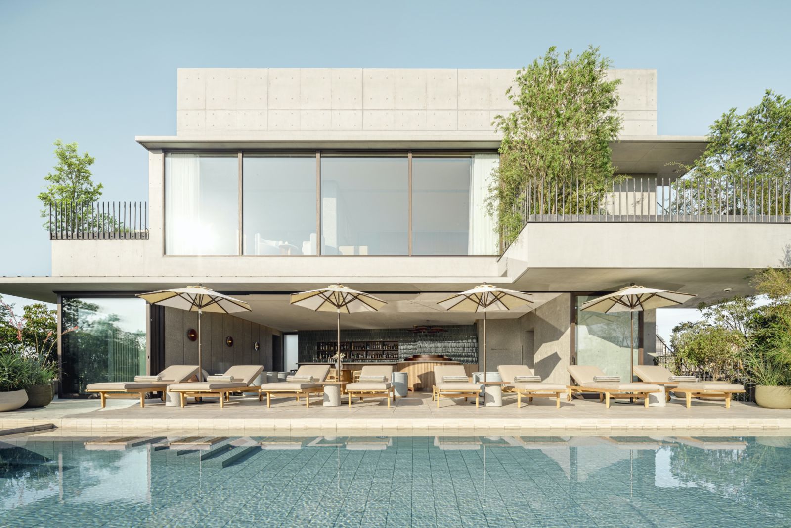 Rooftop pool at Trunk Hotel Yoyogi Park