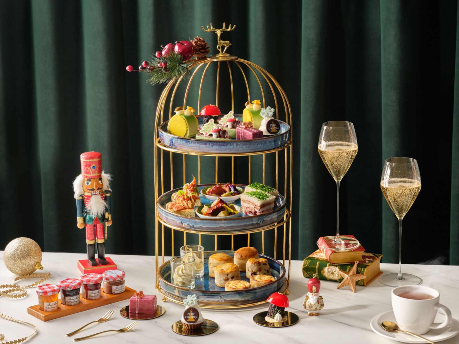 Classic afternoon tea featuring premium canapés and Bonne Maman’s jams at The Lobby Lounge (Photo: Intercontinental Singapore)