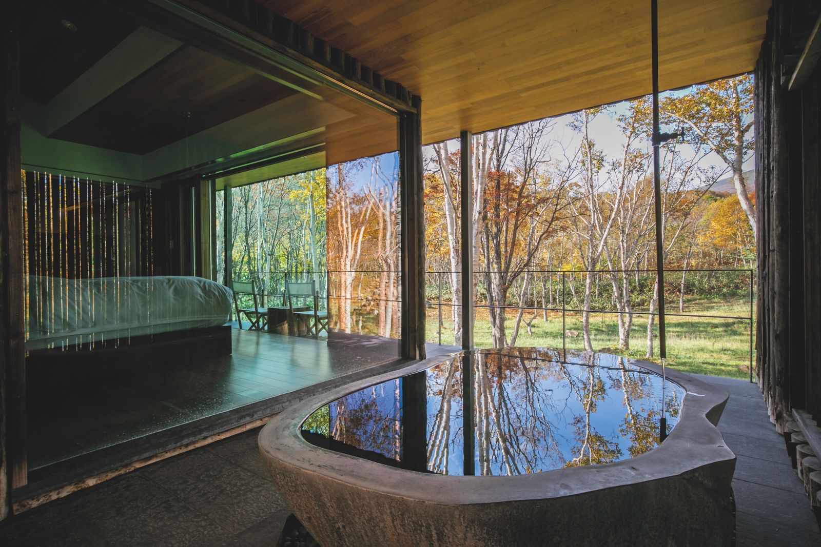 Villa outdoor hot spring bath at Zaborin