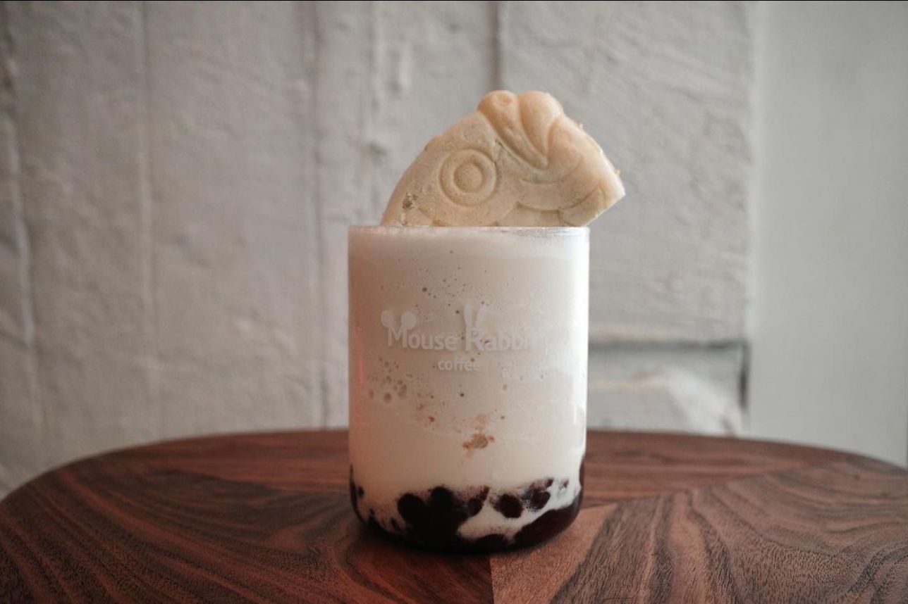 The signature ice cream smoothie (Photo: Instagram / @mouse rabbit_official)