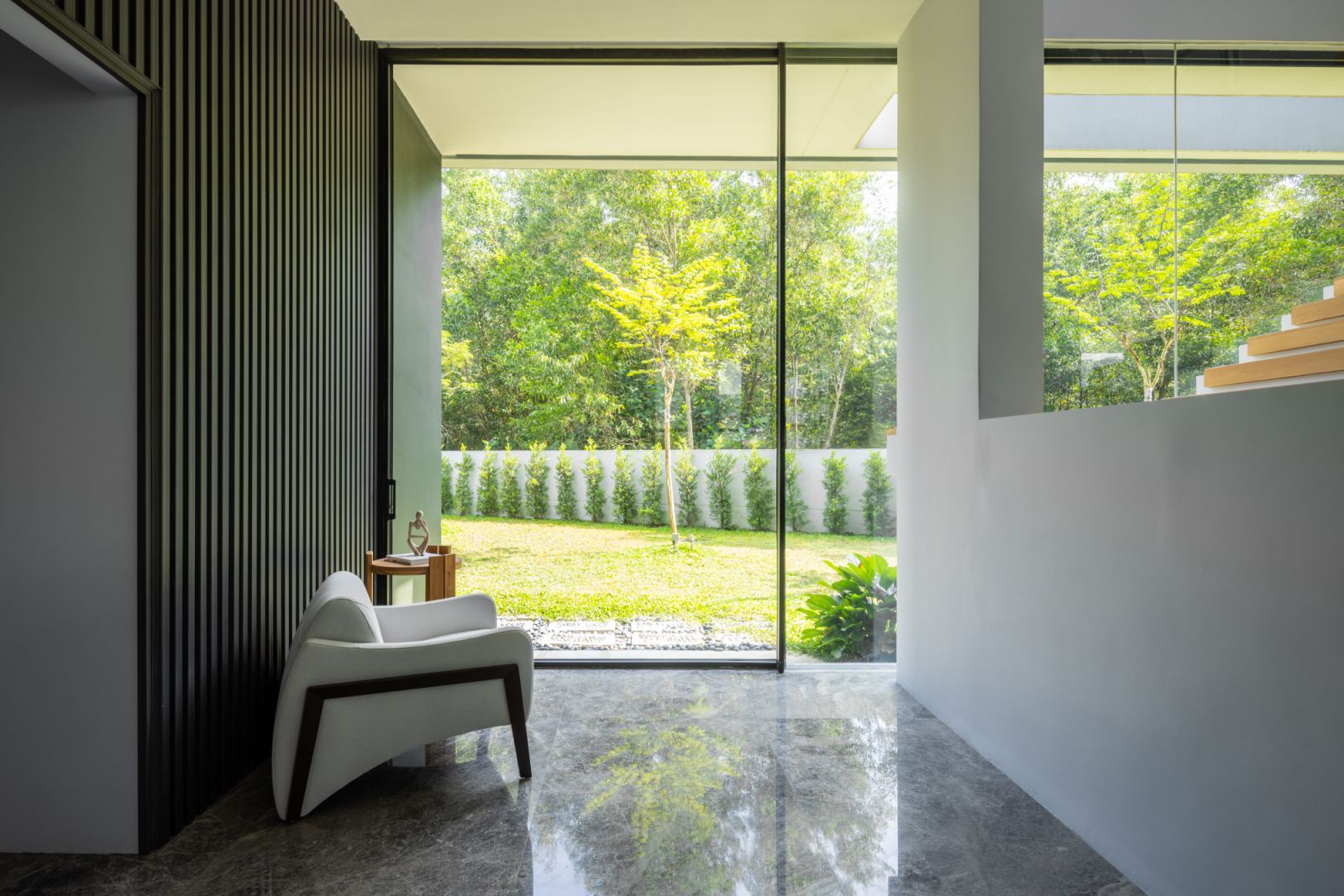 From the ground floor, the view of the greenery seems endless