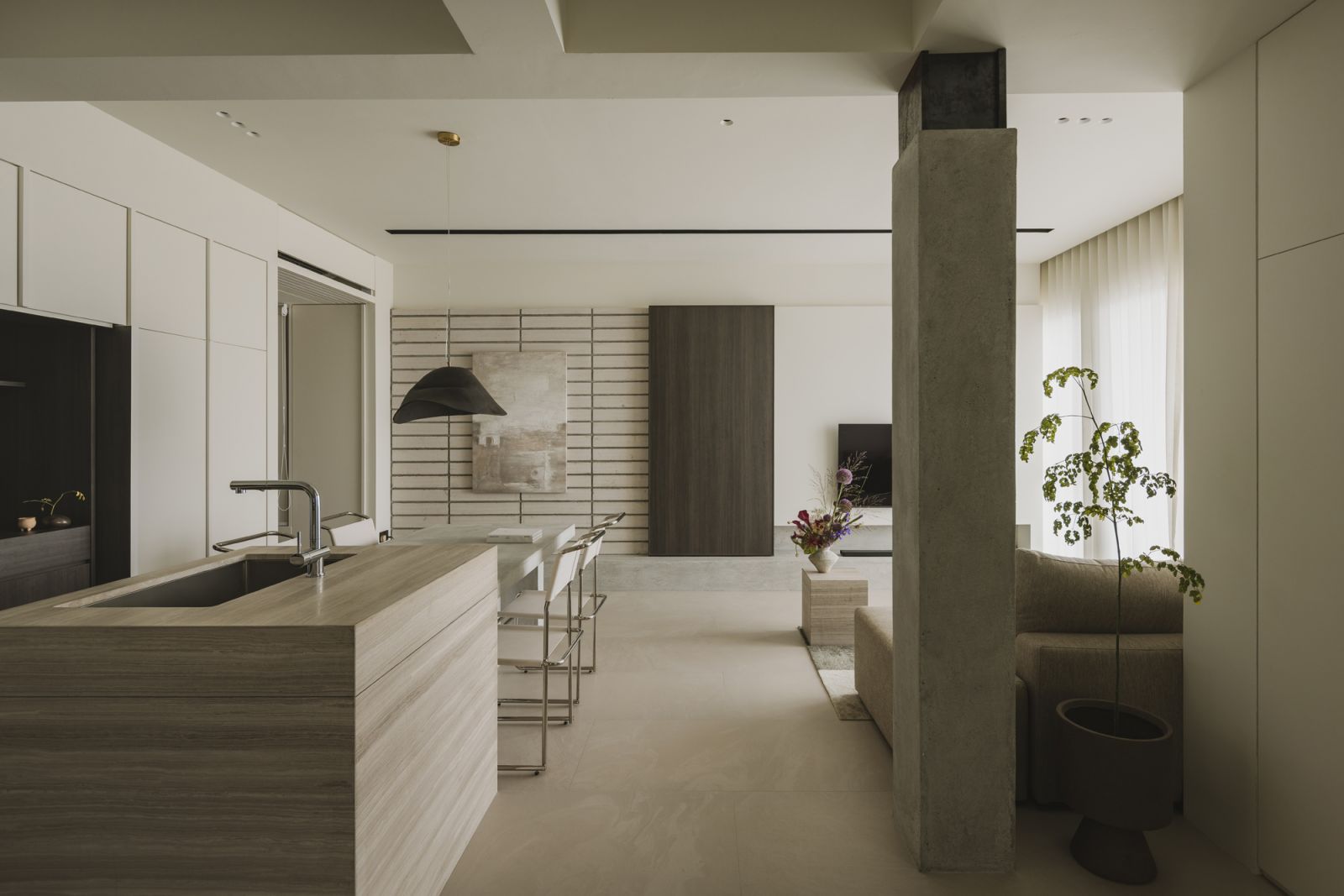 Open-concept common areas at De Royale