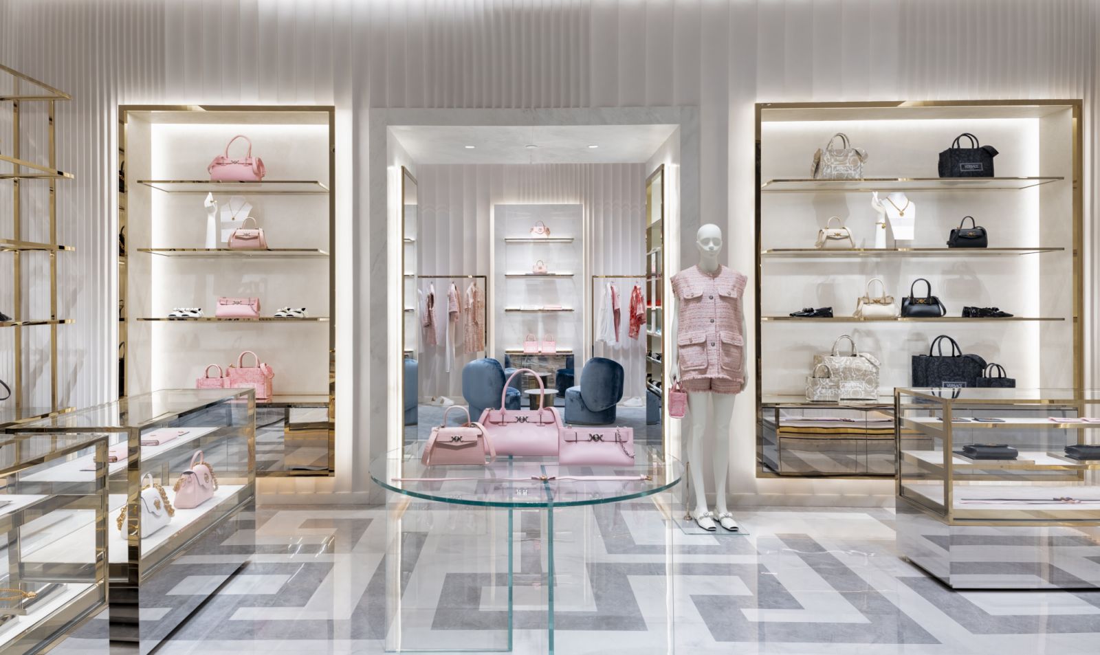 Inside Versace at Nustar Mall in Cebu (Photo: SSI Group)