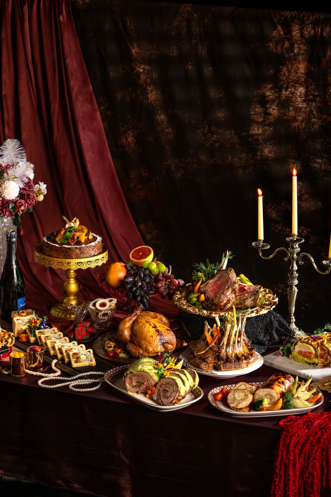 A festive feast at Sunset Terrace (Photo: Sunway Resort Hotel)