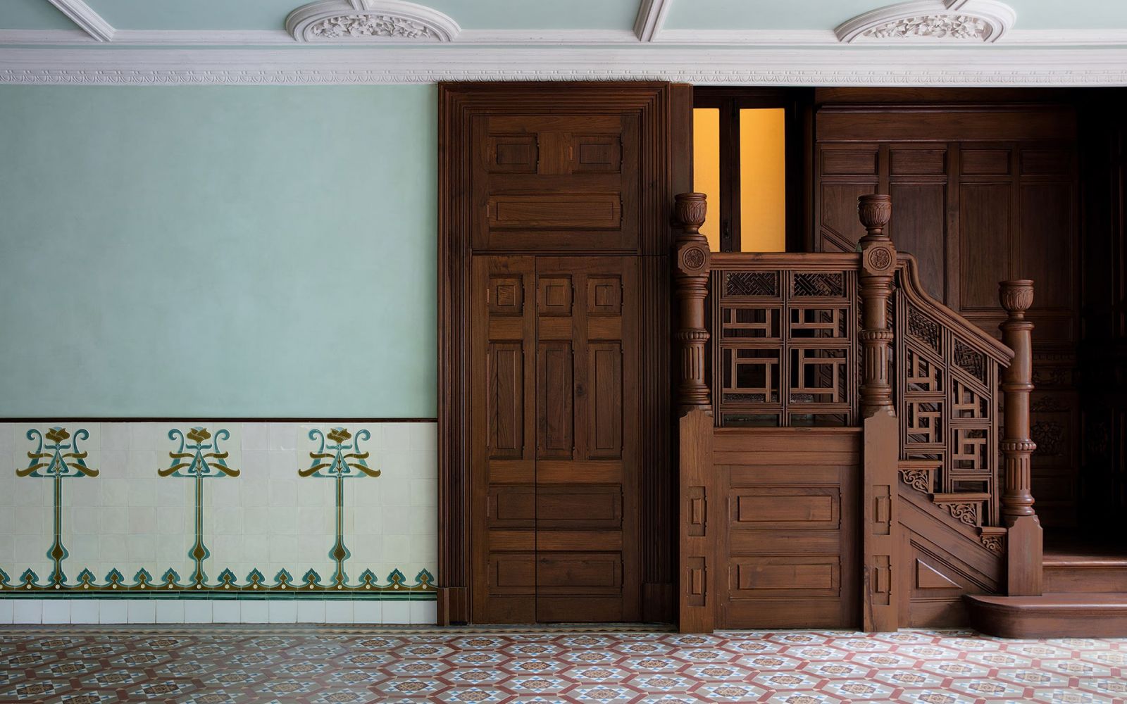 Intricate wood craftsmanship at Prada Rong Zhai (Photo: Prada Website)