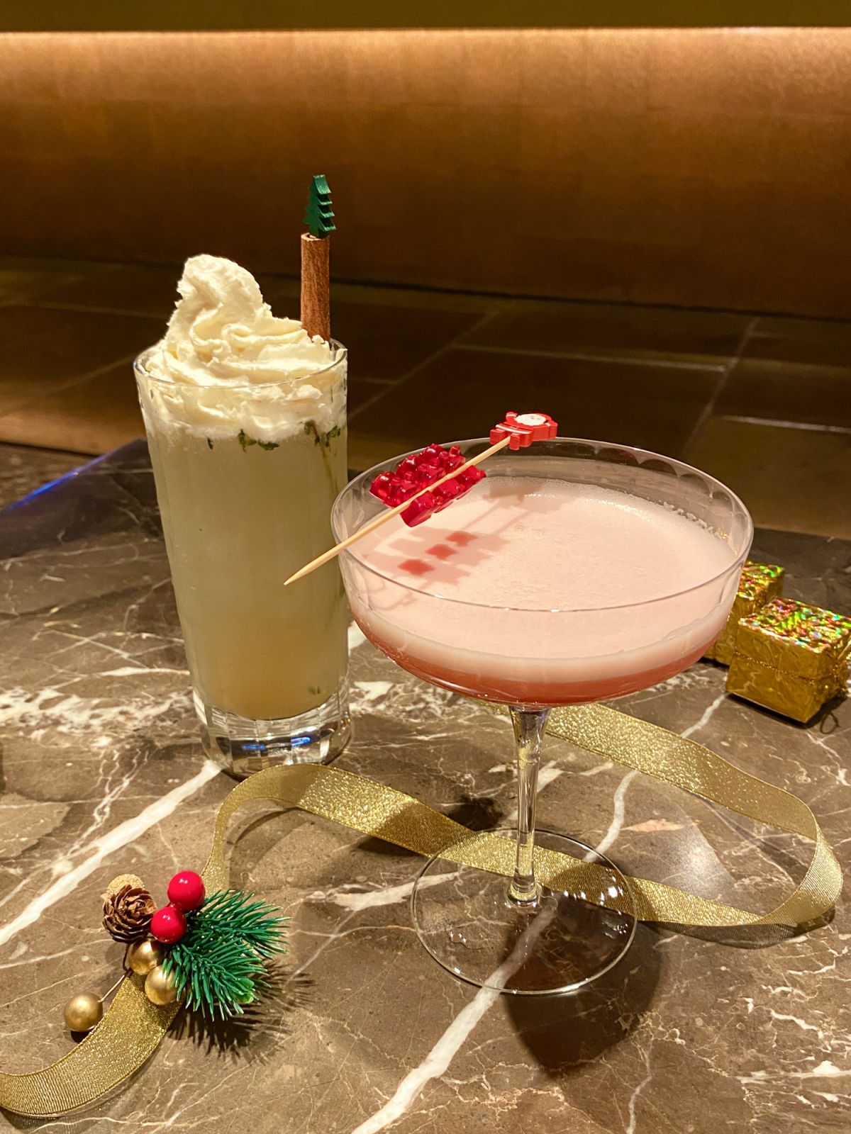 Christmas cocktails at Seven Lobby Bar