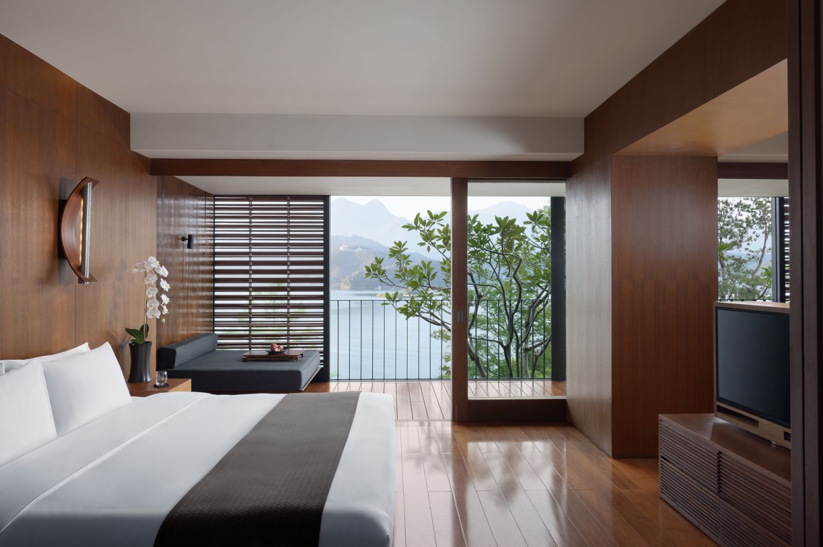 Lakeview suites bedroom at The Lalu Sun Moon Lake
