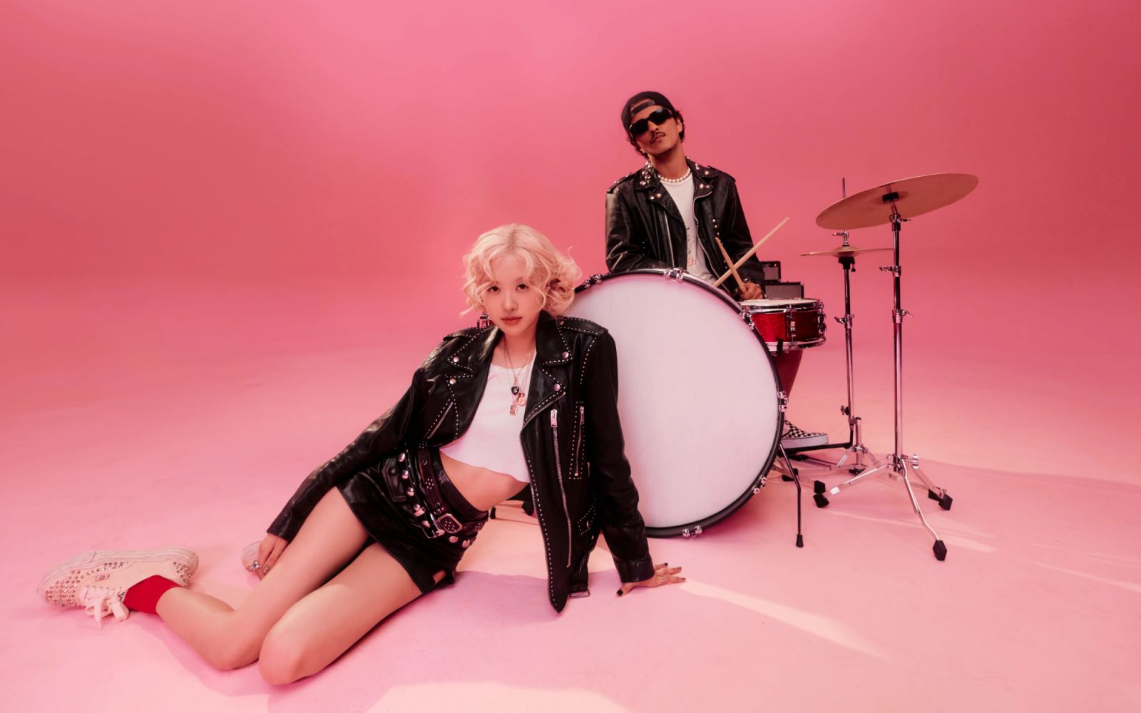 Blackpink’s Rose and Bruno Mars in a promotional picture for their 2024 collaboration, ‘APT.’ (Photo: Atlantic Records)