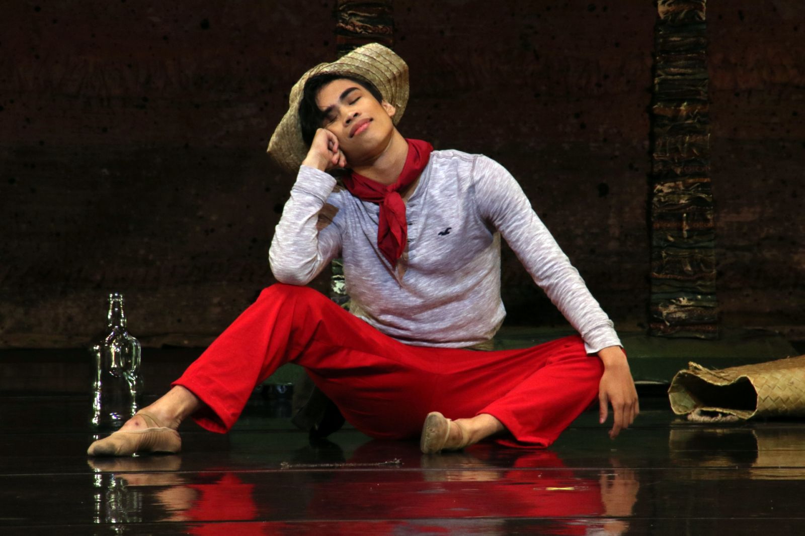 Renzen Arboleda as Juan Tamad in Erl Sorilla_s Mga Kuwento ni Juan Tamad (Photo by Kurt Copon - 2024)