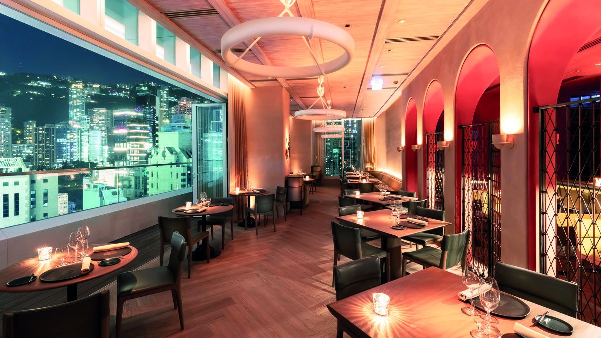 Main dining room at Arbor