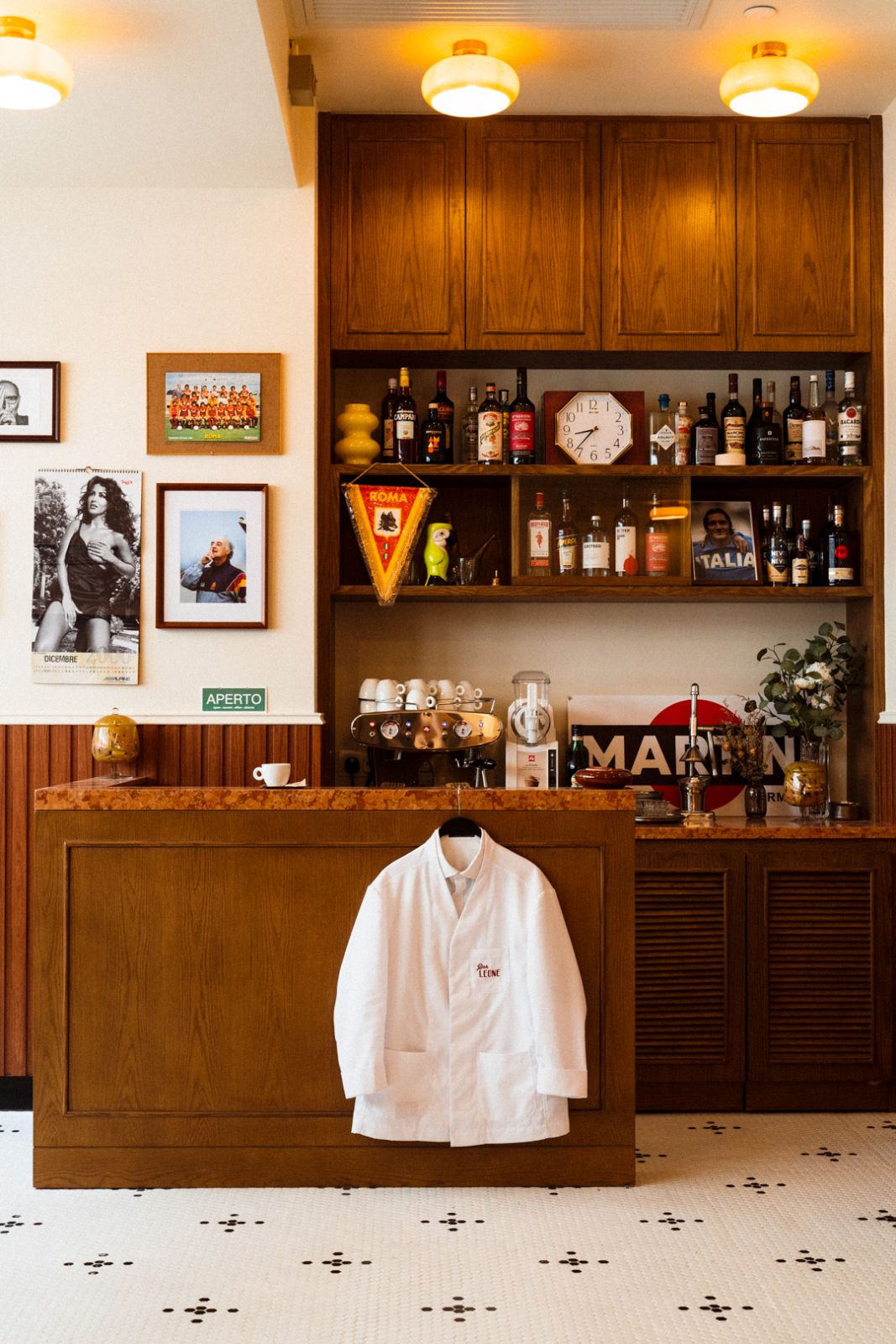 Bar Leone