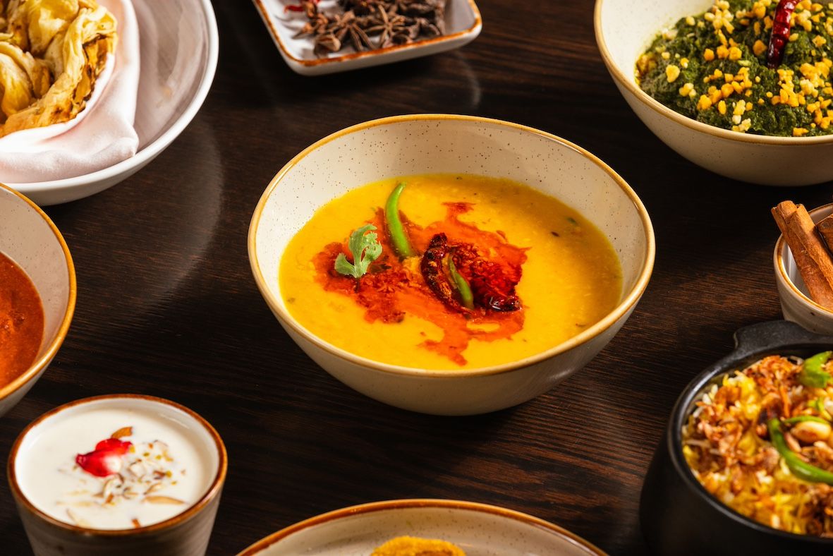 Dhaba dal tadka