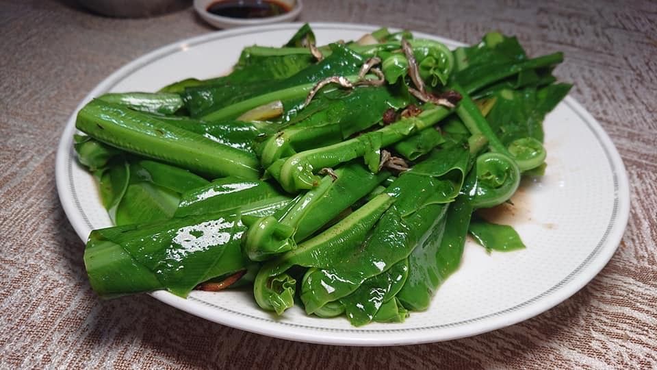 Stir-Fried Bird's Nest Fern at Ming Fu Restaurant