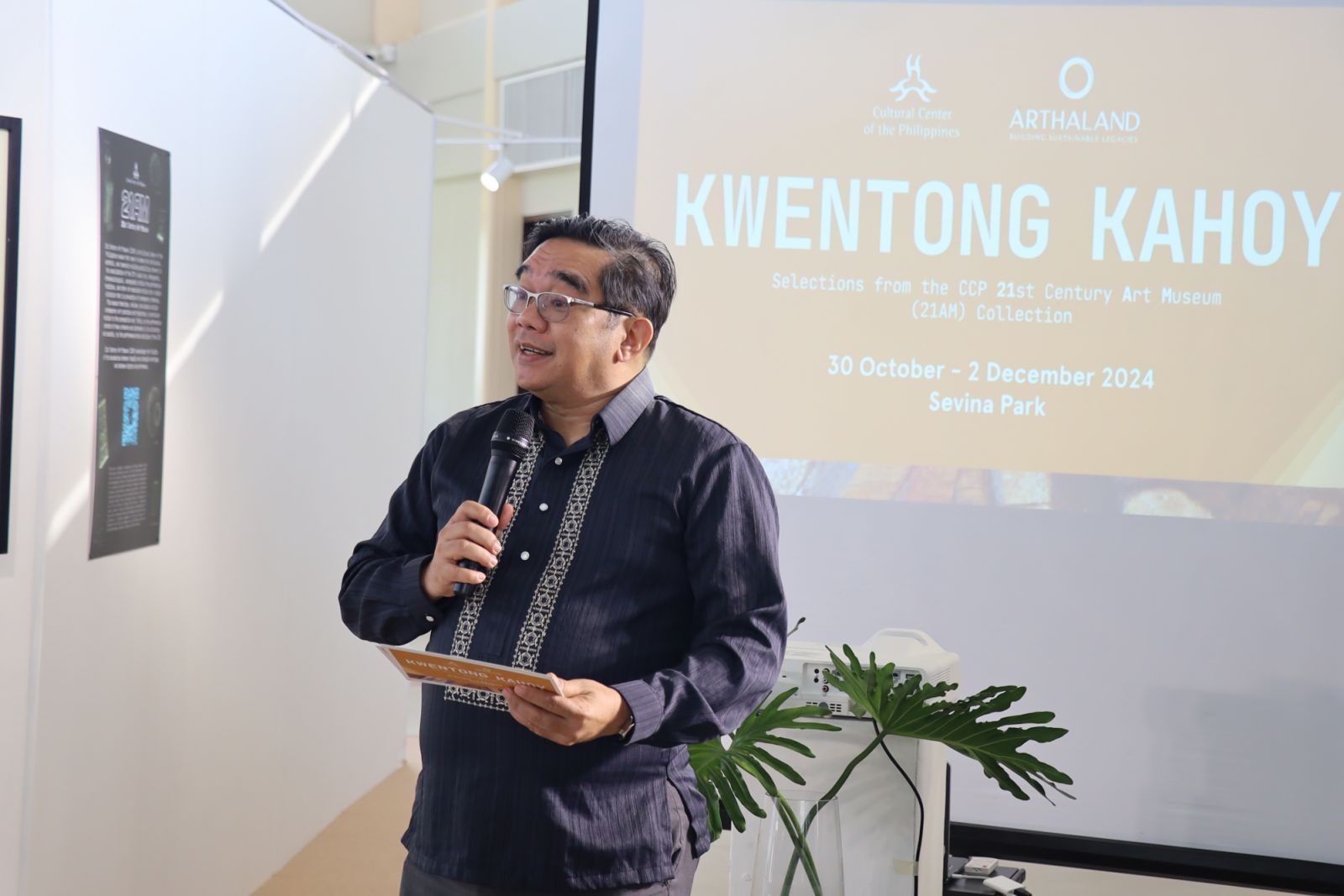 CCP Vice President and artistic director Dennis Marasigan for Kwentong Kahoy (Photo: CCP)