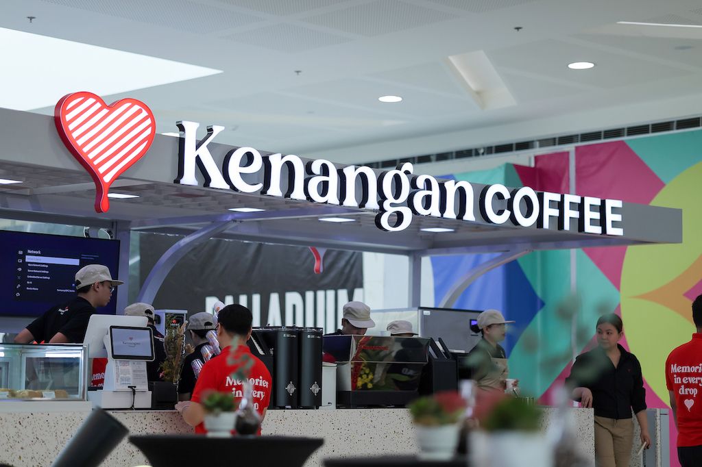 Kenangan Coffee opened its first Philippine store at SM Mall of Asia (Photo: Kenangan Coffee)