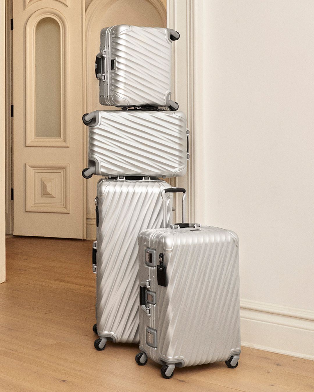 19 Degree Collection in silver