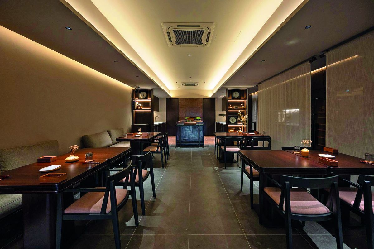 Akâr Dining