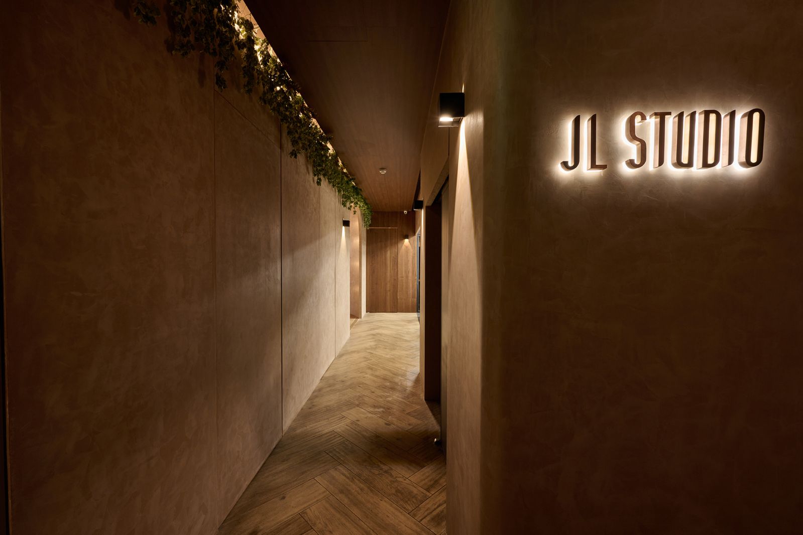 JL Studio