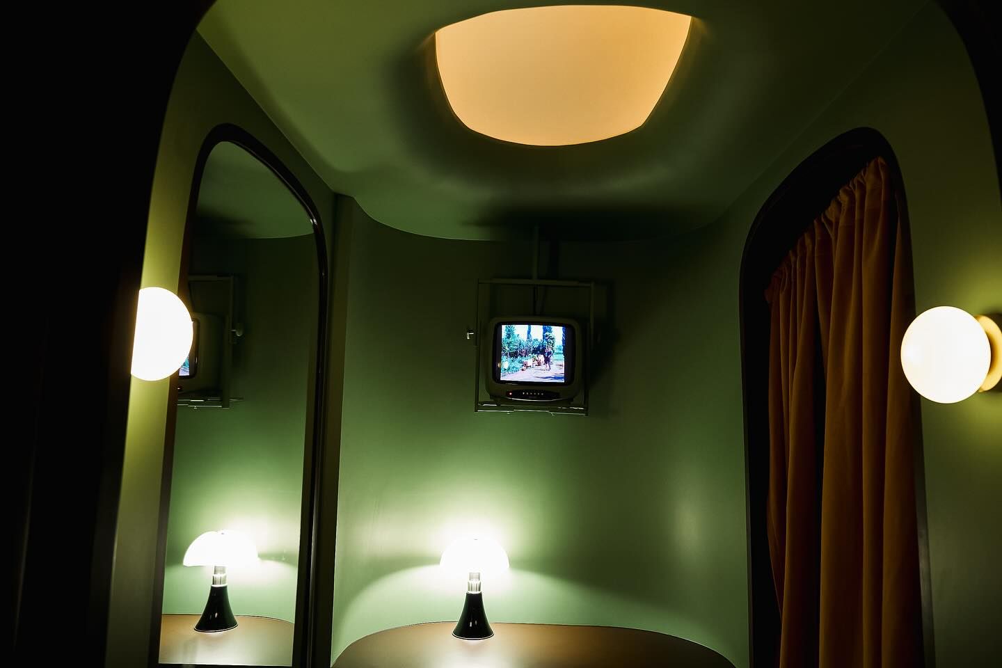 Interior at 4th Wall