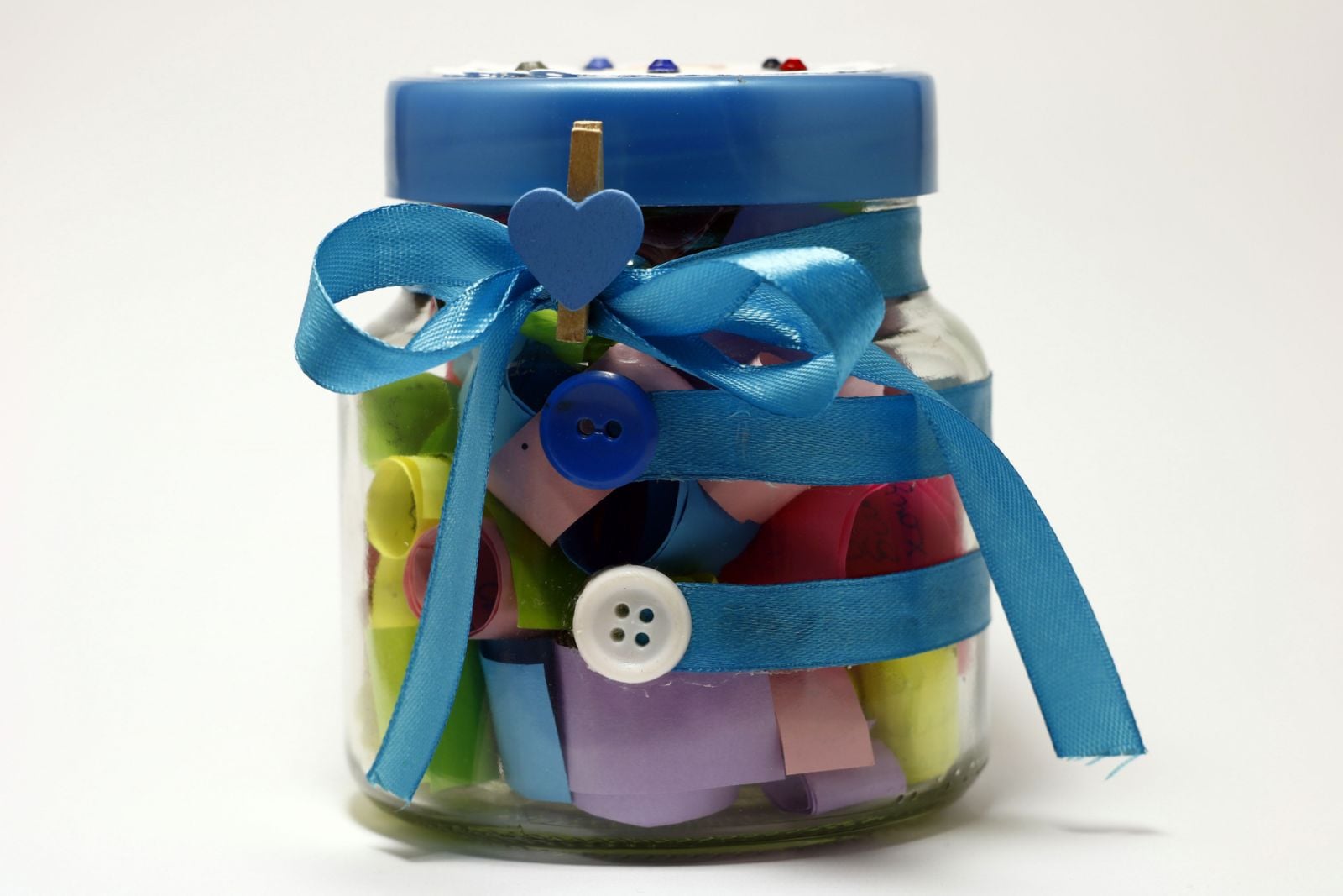 Personalising upcycled tins or jars to “house” your gifts are a great way to make them unique (Photo: Getty Images)