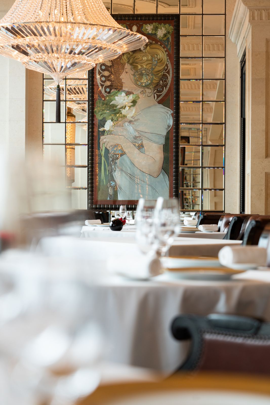 Caprice at Four Seasons Hong Kong