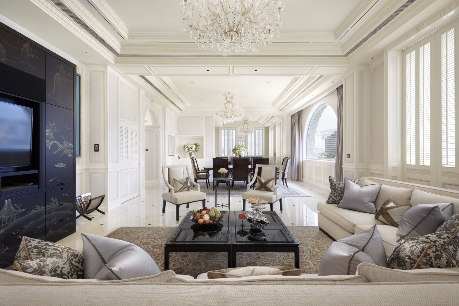 Marco Polo Suite living room